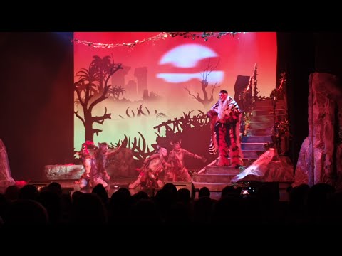 Видео: Максим Заусалин - Песня Шерхана (мюзикл "Маугли", Московский театр Иллюзии, 15.12.2023)
