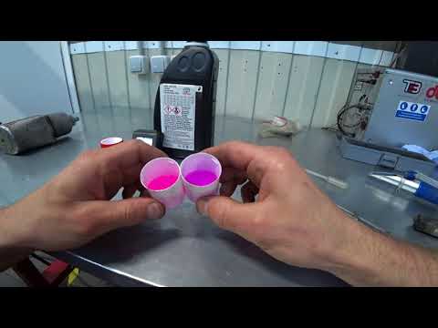 Видео: Антифриз Toyota super long life/Тест/Разоблачение литровой упаковки.  mp4