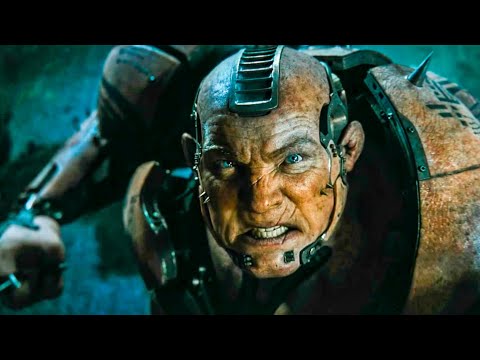 Видео: Алита против преступников в переулке