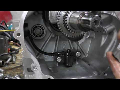 Видео: Сборка двигателя GX 450