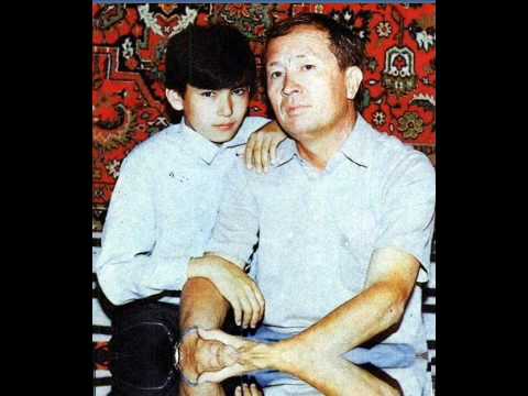 Видео: Мейрамбек Беспаев   Бозторгай