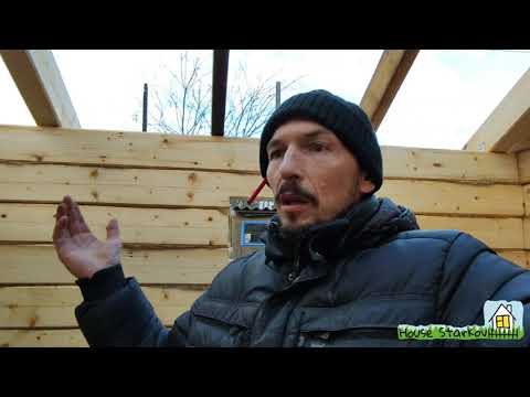 Видео: Закрываем крышу бюджетной бани 3х5.