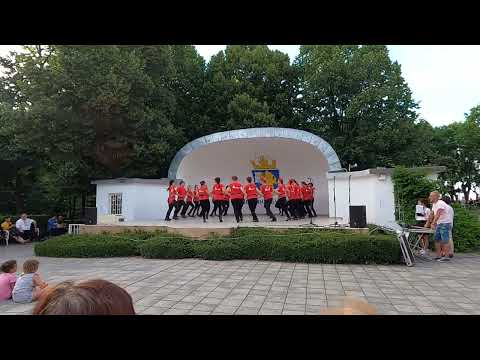 Видео: Селско шопско хоро - Клуб по народни танци Аратлии