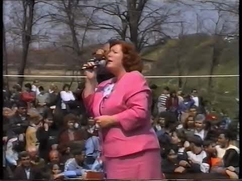 Видео: Петранка Костадинова - 7-ми Велигденски средби | Petranka Kostadinova - 7-mi Veligdenski sredbi