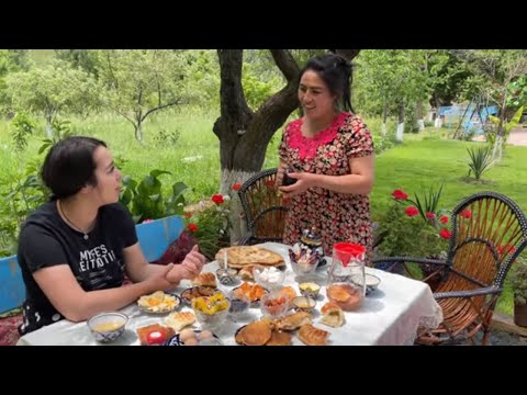 Видео: Uzbekistan. Как начинается день туриста в кишлаке. Кормлю орла!!! Овжасой 2 Серия