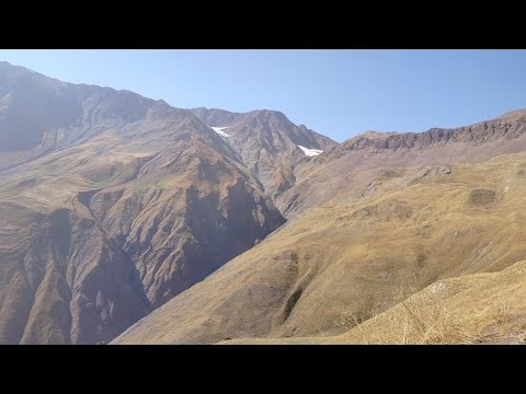 Видео: 9 октября 2025 г.Сайругашт дар мавзеи дараи Гилдара фаслитирамохи заринбобаргхои дарахтонаш мезебад 