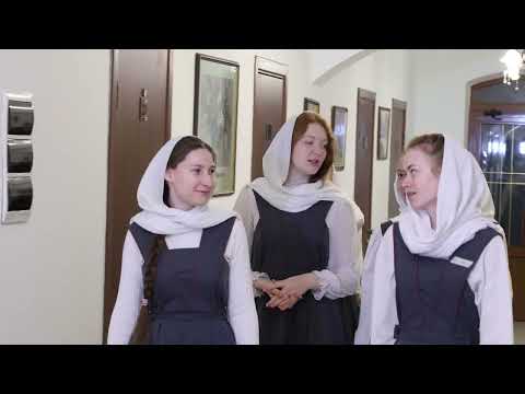 Видео: Художественная вышивка (специальность ДПИ)