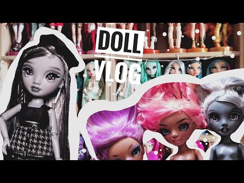 Видео: DollVlog 1 | Перестановка коллекции Rainbow high | Моем головы куклам | Николь Стил