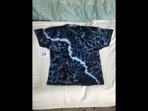 Видео: Как покрасить футболку в технике тай-дай с молниеносным дизайном