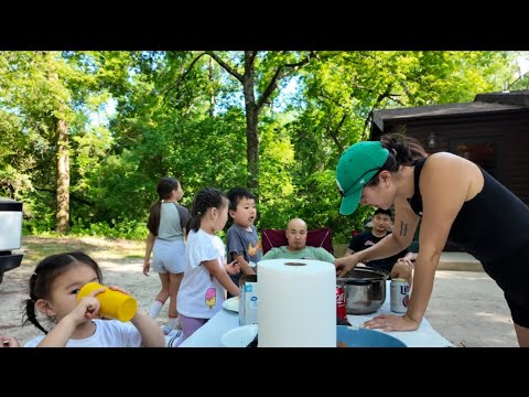 Видео: Family Camping 🥰 | Гүзээлзгэнэ түүсэн 🍓 | Soyol Uugan