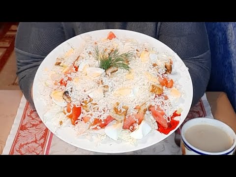 Видео: Салат Цезарь 🥗 Рубрика Готовим вместе 👩‍🍳   Мукбанг 🥬