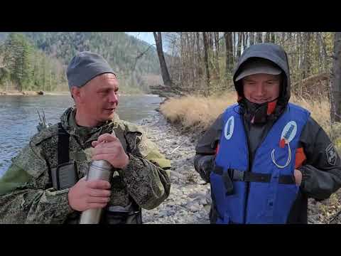 Видео: Рыболовный сплав по горной реке Кур. Хабаровский край. Рыбалка на хариуса, ленка, тайменя. часть 3.
