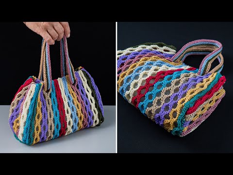 Видео: Как легко связать крючком разноцветную сумку из остатков пряжи! Miarti🧶