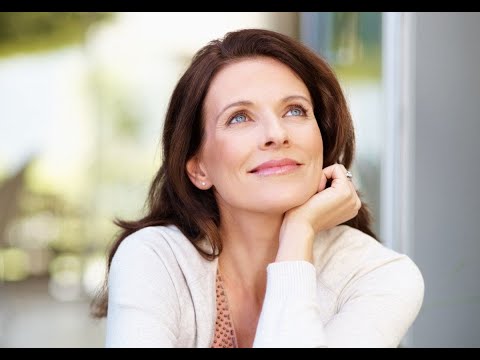 Видео: Как ухаживать за кожей после 60 лет: разбор запроса