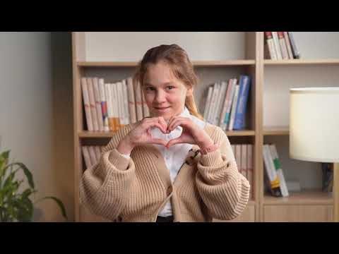 Видео: С Днём Матери (5 класс)