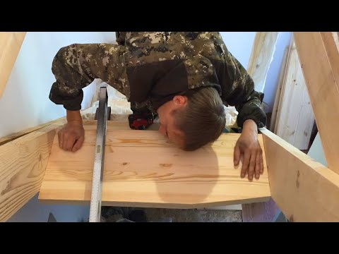 Видео: Лестница на мансарду. Основной каркас/Stairs To The Second Floor