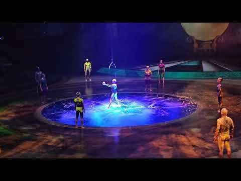 Видео: #ДУБАЙ САМОЕ КРУТОЕ  ШОУ LA PERLE ОТ СОЗДАТЕЛЕЙ ЦИРКА Du Soleil.