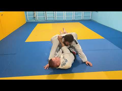 Видео: 5 удушений отворотом из закрытого гарда - 5 collar chokes from closed guard in BJJ - BLAKZ Team