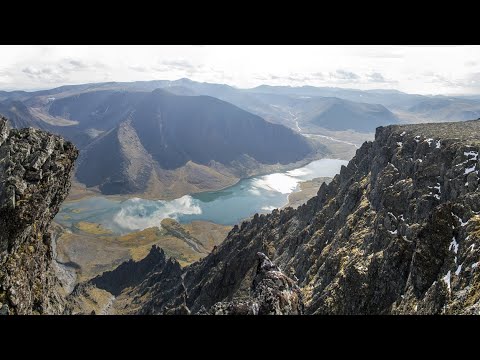 Видео: Заполярный Урал. Часть 1. Озеро Усваты - река Малая Уса.