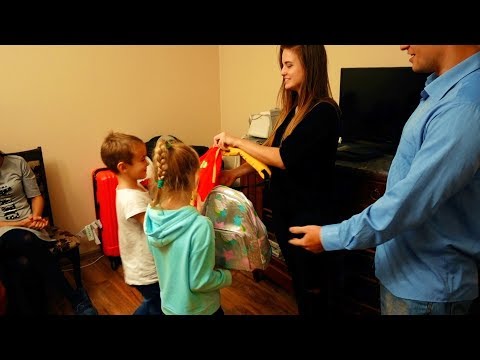 Видео: VLOG: СЮРПИЗ ДЛЯ ДЕТЕЙ! И ПЛОВ НА КОСТРЕ! 26.11.18