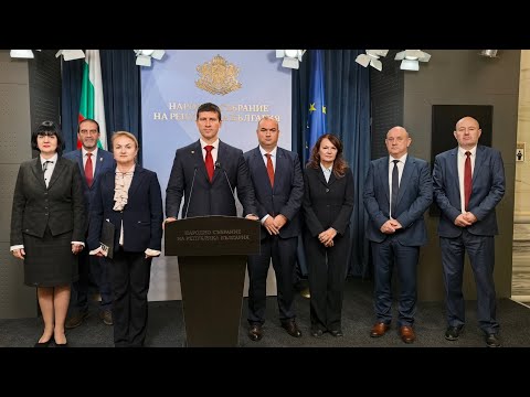 Видео: Ивелин Михайлов пред медиите : Превземане на Държавата от Партия "Мафия" - 14.11.2025 г. 