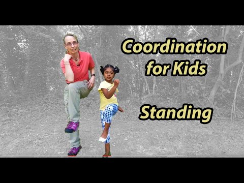 Видео: Стоя на той же стороне и противоположности: педиатрические координационные учения по физиотерапии #2