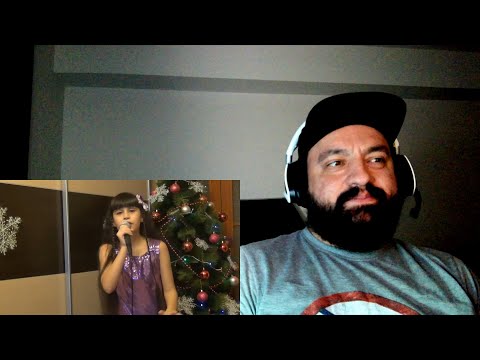Видео: Diana Ankudinova (Диана Анкудинова) - Hallelujah (Togliatti, at home, 2014.01.05) - Reaction