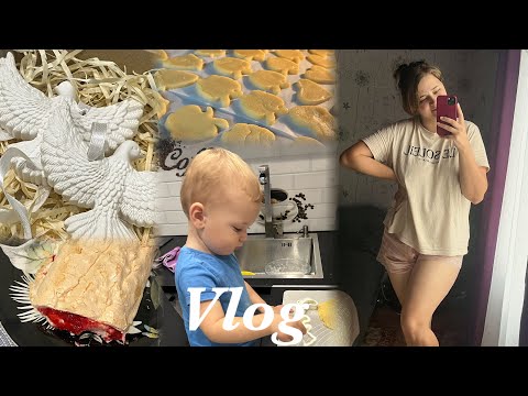 Видео: Готуємо печиво 🍪 Вперше приготувала меренговий рулет. Ялинкові іграшки 🕊️