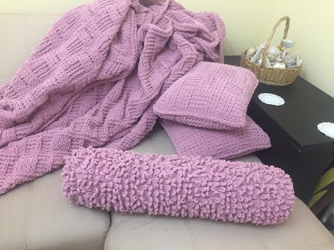 Видео: Подушка-валик из пряжи Ализе пуффи файн