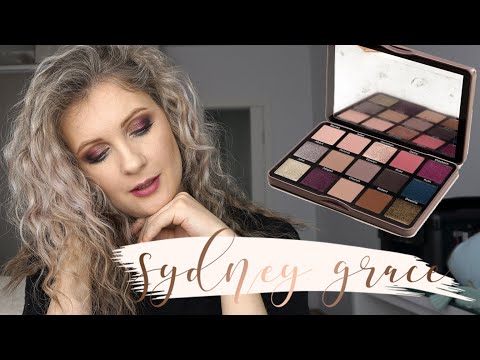 Видео: Лучшая палетка на каждый день! Sydney Grace Enduring love. +2 макияжа