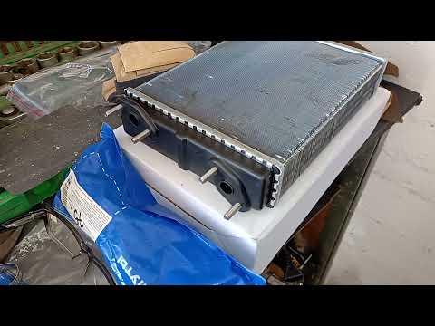 Видео: Замена радиатора печки на ВАЗ 2107 (Инжектор)