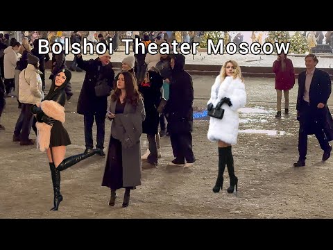 Видео: 🔴 РУССКИЕ ИДУТ НА ,,ЩЕЛКУНЧИК" В БОЛЬШОЙ ТЕАТР👗Леди на Шпильках в Снег и Мороз 😱