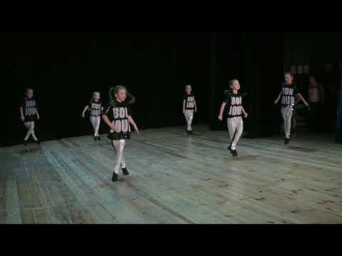 Видео: 2021 04 18 ДК Онежский Топ топ по паркету