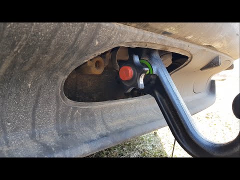 Видео: Установка и хранение фаркопа bmw x5 e53