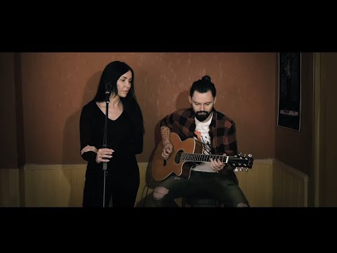 Видео: [mastervokala] Heart Shaped Box (Nirvana cover). Поет Екатерина Снегоцкая, гитара Николай Орлов