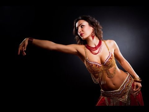 Видео: Танец живота движения"Змейка руками". Наталья Антонова. Змейка руками