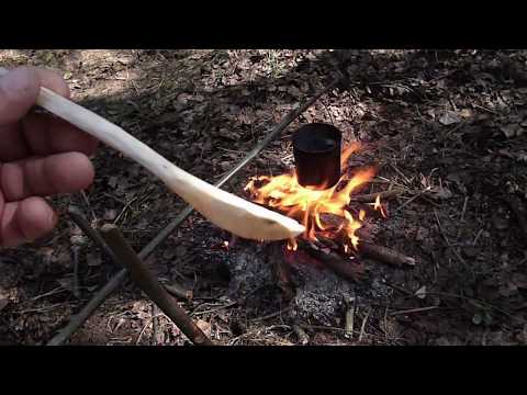 Видео: Лесной чай и ложка бушкрафтера вырезанная ножом .spoon bushcraft.