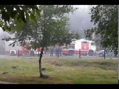 Видео: В Подольске загорелся грузовой автомобиль