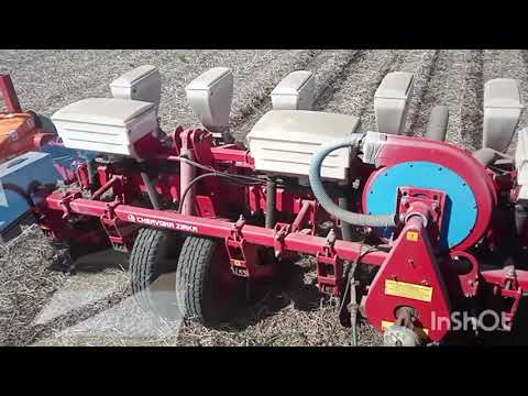 Видео: 2024.05.02 Кукурудза Дкс, КВС. Автопілот. Вега-8. Ноу-Тілл