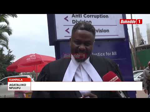 Видео: Отец Анджеллы Намирембе скрылся из суда.