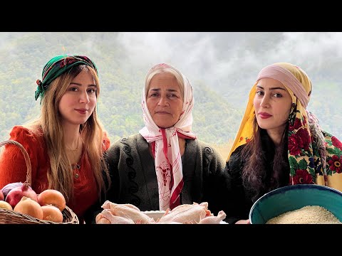 Видео: Приготовление курицы Нардоне с салатом из капусты и изюма на природе