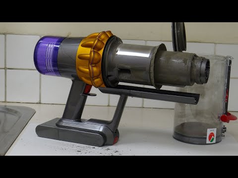 Видео: Как чистить и обслуживать Dyson V15 и как получить доступ к секретным меню на пылесосе