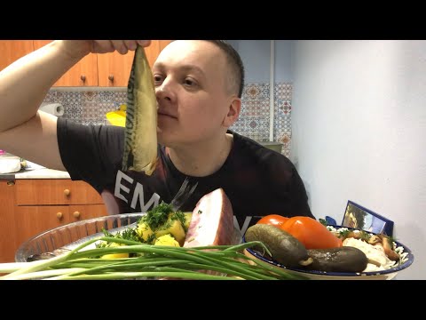 Видео: Рыбный день МУКБАНГ mukbang mentos VS Cola