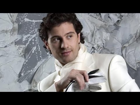 Видео: Куда исчез Антон Макарский, из мюзикла «Belle» (Нотр-Дам де Пари)