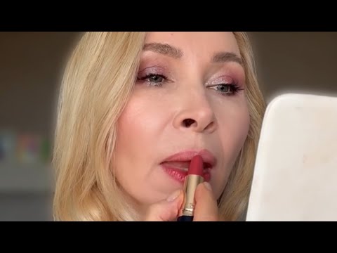 Видео: Идеальный макияж на каждый день | Новая серия Hyaluronic Makeup от Faberlic 