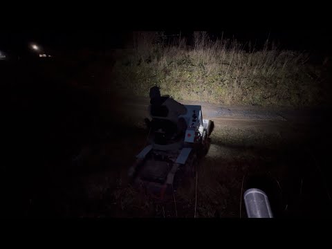 Видео: Работаю на электрическом минипогрузчике ночью