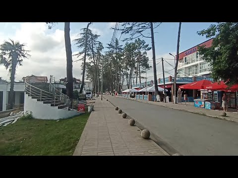 Видео: Прогулка по Уреки (Грузия, туристическая часть, улица Эквтиме Такаишвили, улица Гурия) 12.07.2025