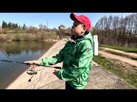 Видео: Рыбалка перед школой🙂