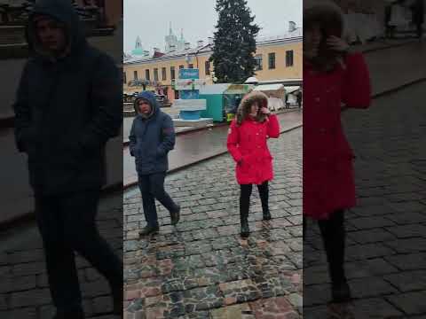 Видео: Гродно. Улица Советская и площадь Советская. Красиво.