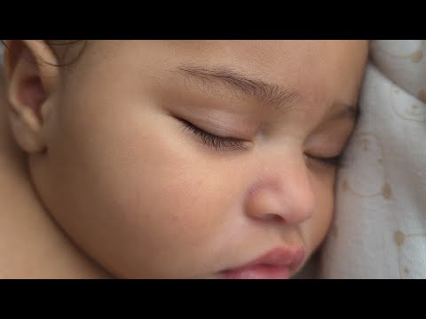 Видео: МАЛЫШ ЛИАМ СДЕЛАЛ ОБРЕЗАНИЕ